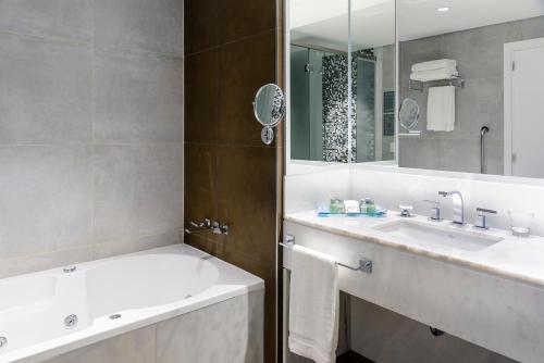 Koupelna v ubytování Epic Hotel Villa de Merlo