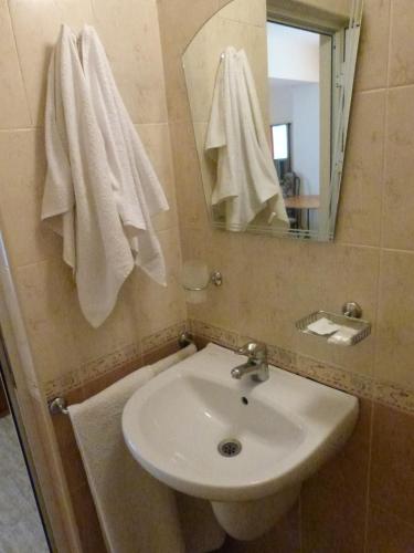 Vonios kambarys apgyvendinimo įstaigoje Beroe