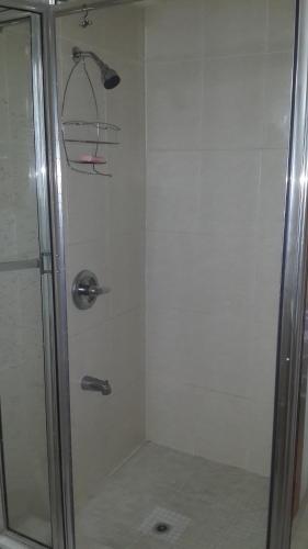 A bathroom at JerryDon's Apartment