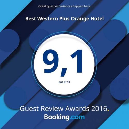 Orange Hotel La Louvièreに飾ってある許可証、賞状、看板またはその他の書類