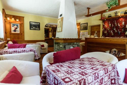 Gallery image of Hotel Genzianella in Champoluc