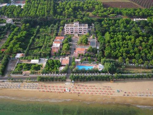 Gallery image of Hotel Adria in Rodi Garganico