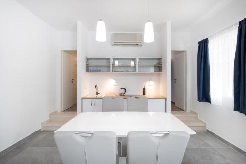 Η κουζίνα ή μικρή κουζίνα στο ABC apartments