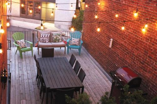 Posezení v ubytování MTLVacationRentals - The FabFour