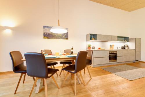 Una cocina o cocineta en Gastler Chalet