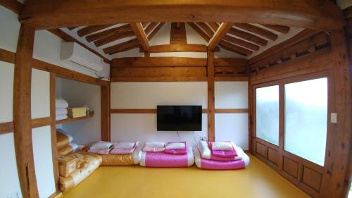 Gallery image of Sophia Hanok Guesthouse in Seoul