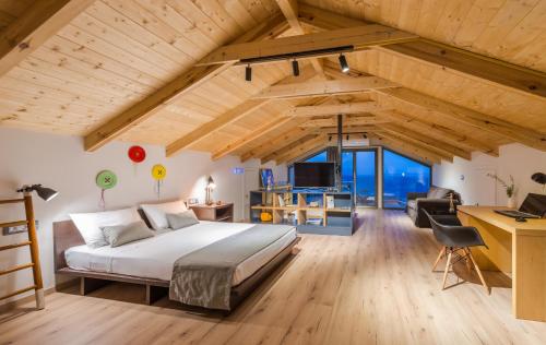Postel nebo postele na pokoji v ubytování Pasithea Elegant Villa