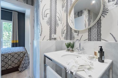 Et badeværelse på ChezmoiHomes Trinidad Deluxe 2