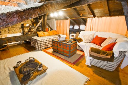 Posezení v ubytování Vivienda rural La Otra Casa