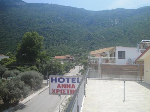 Gallery image of Anna Christina in Kamena Vourla