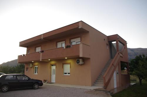 Bygningen som pensionatet ligger i