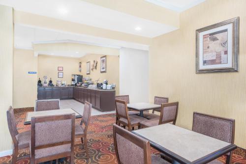 Gallery image of Microtel Inn & Suites by Wyndham Corpus Christi/Aransas Pass in Aransas Pass
