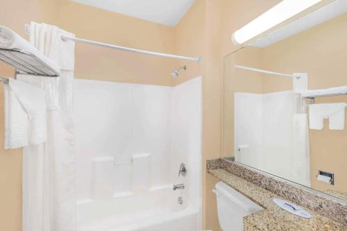 Gallery image of Microtel Inn & Suites by Wyndham Corpus Christi/Aransas Pass in Aransas Pass