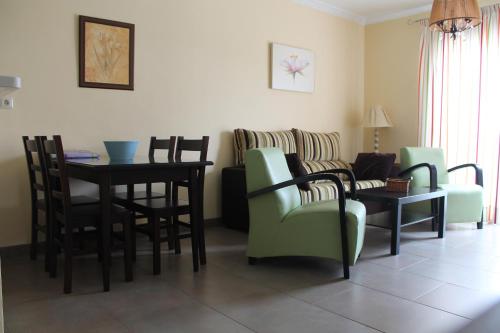 Gallery image of Apartamentos Turísticos Plaza del Olvido in Nerja