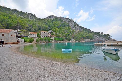 Apartments and Rooms Stjepan