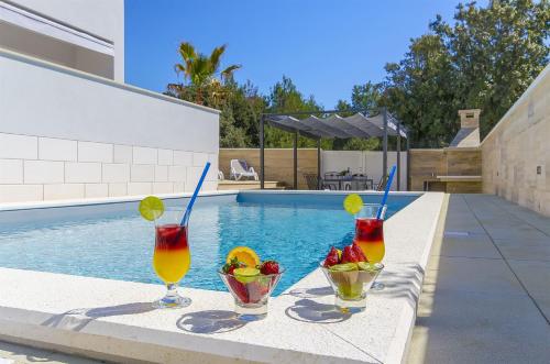 Apartments Villa V