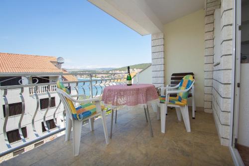 Apartments Mare