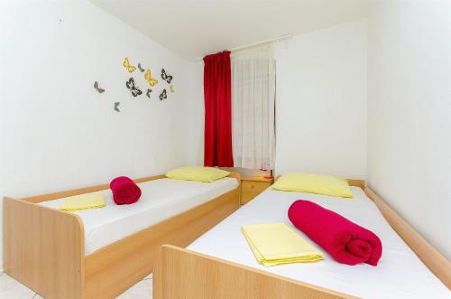 Apartment and Room Old town