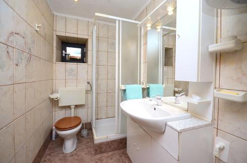 Phòng tắm tại Apartment Petar