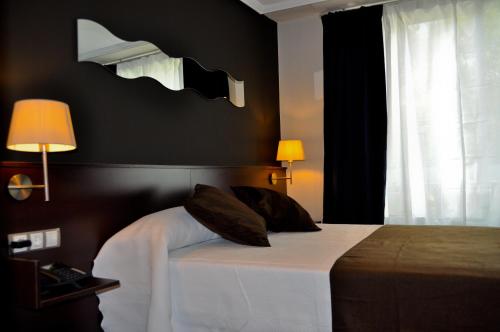 Hostal La Rotonda, Ourense – Updated 2022 Prices