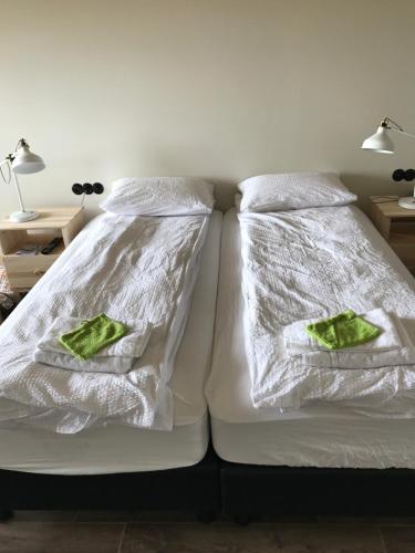 Letto o letti in una camera di The Garage