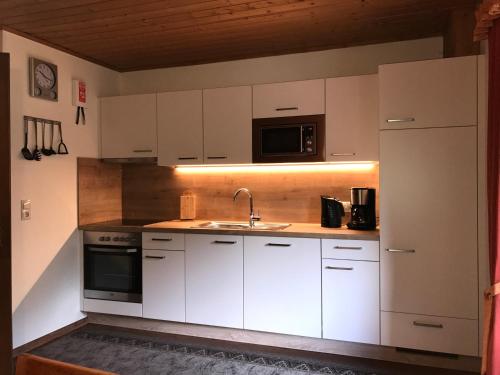 Η κουζίνα ή μικρή κουζίνα στο Apart Marita