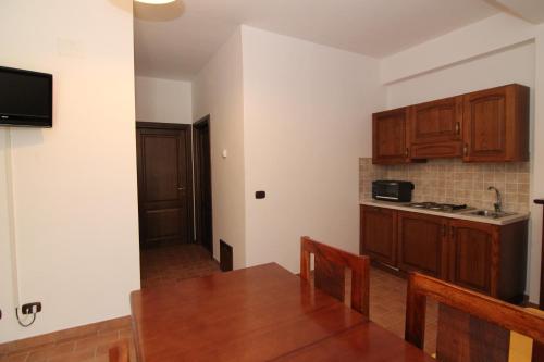 Kuchyň nebo kuchyňský kout v ubytování Hotel Il Feudo Dei Pierleoni