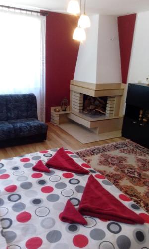 Ένα ή περισσότερα κρεβάτια σε δωμάτιο στο Guest House Lazar Raykov