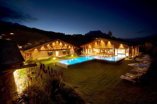 Piscine de l'établissement Post Lech Arlberg ou située à proximité