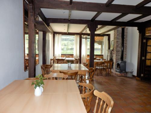Gallery image of Albergue La Cabaña in Turieno