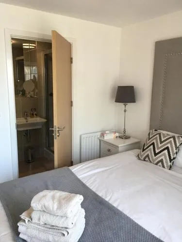 Cardiff luxury apartments photo 13