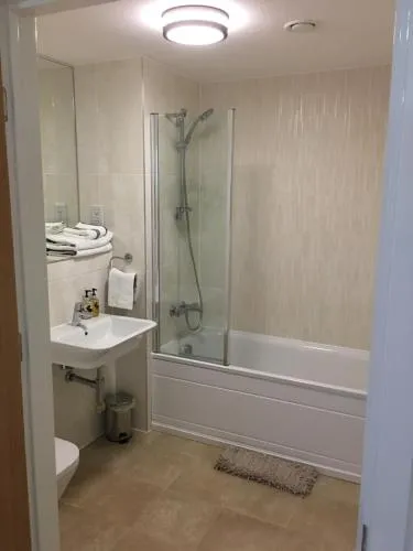 Cardiff luxury apartments photo 16