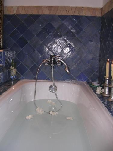 Un baño de Dar Al Manar
