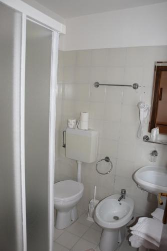 Ένα μπάνιο στο Hotel Olimpic