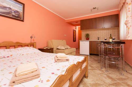 Kuchyň nebo kuchyňský kout v ubytování Djurovic Apartments Montenegro