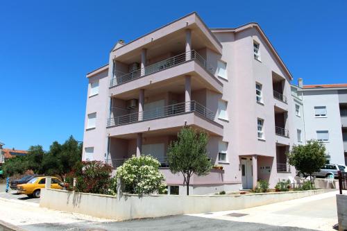 Apartments Lalea