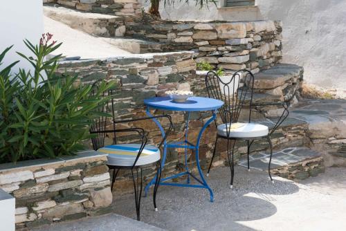 Gallery image of Aris & Maria Houses in Kastron
