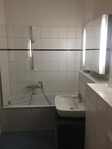 Ein Badezimmer in der Unterkunft Apartment Naumann