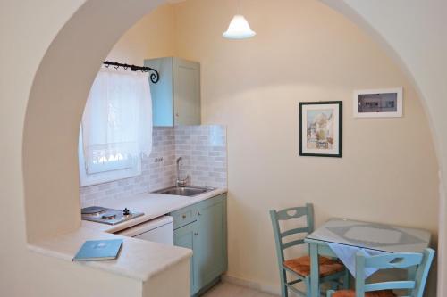 Gallery image of Maroussa Studios in Agia Anna Naxos