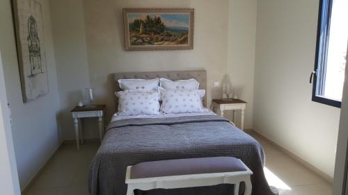 Cama o camas de una habitación en Les Toits De Vaison