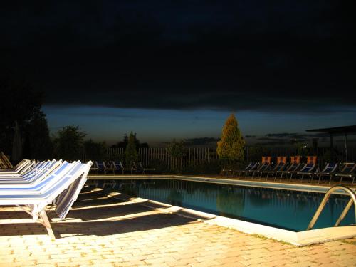 Piscina en o cerca de Stevano Albergo e Ristorante