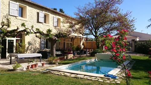 Piscina en o cerca de Au Mas de Marie