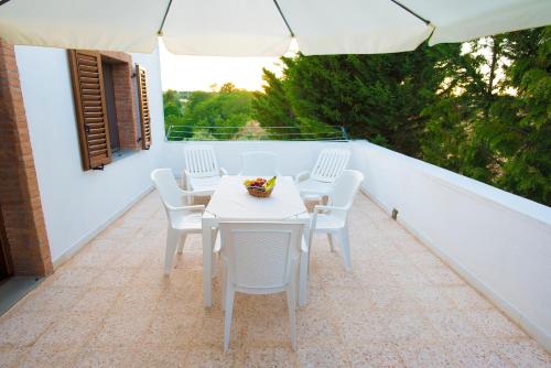 A balcony or terrace at Il Delfino