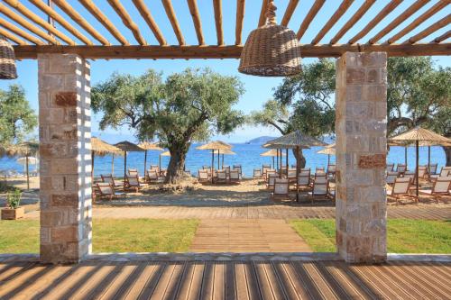 Gallery image of By the sea luxury suites in Limenas