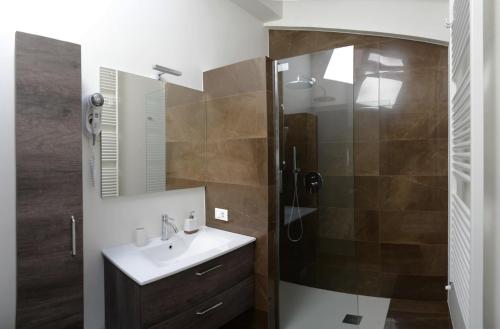 Ένα μπάνιο στο Iseo Lake - Rooms & Apartments