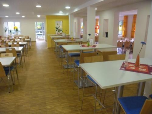 Restoran atau tempat lain untuk makan di DJH Jugendherberge Mannheim International