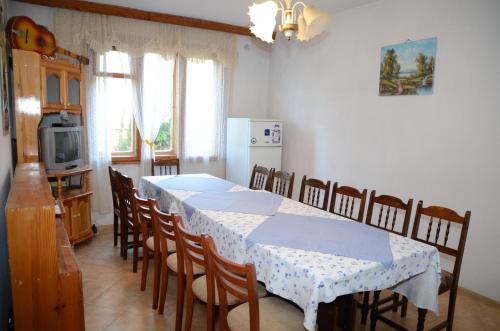 Gallery image of Kristal Guest House in Trigrad