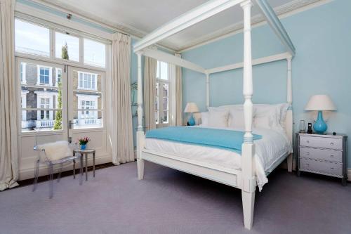 Gallery image of Veeve - Pastel Chelsea in London