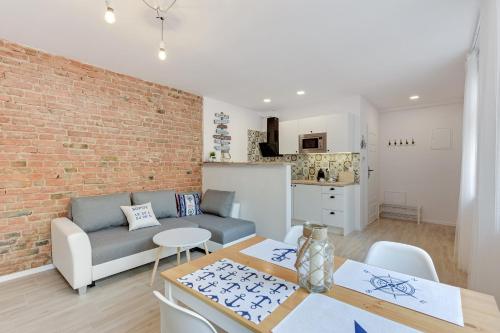 La Playa - Apartamenty 10 min od plaży i Molo by Lion Apartments