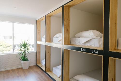 Двуетажно легло или двуетажни легла в стая в Woopi Backpackers